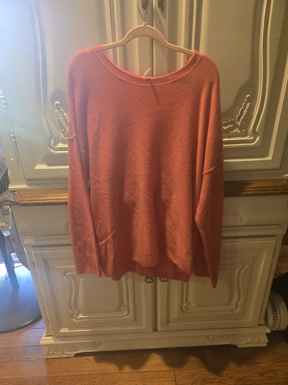 Women's Lightweight Coral Cashmere Crewneck Sweater